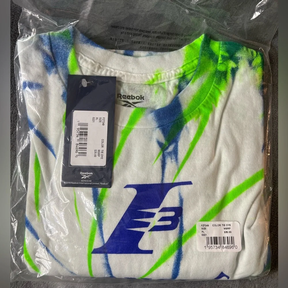 Reebok Allen Iverson Bulldog T-Shirt - Brand New White,Green & Blue - Tie Dye - Picture 8 of 8
